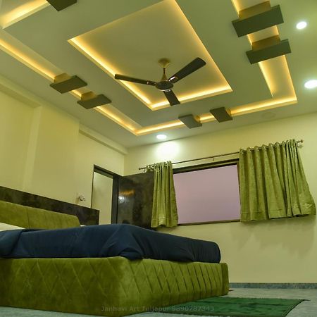 Pawan Executive Tuljapur ภายนอก รูปภาพ