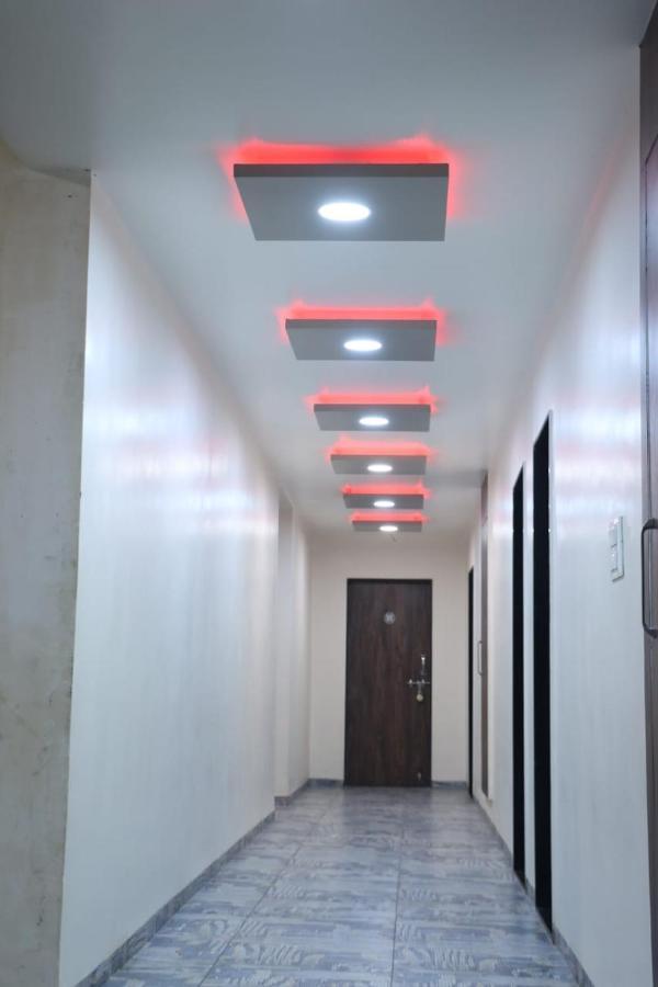 Pawan Executive Tuljapur ภายนอก รูปภาพ