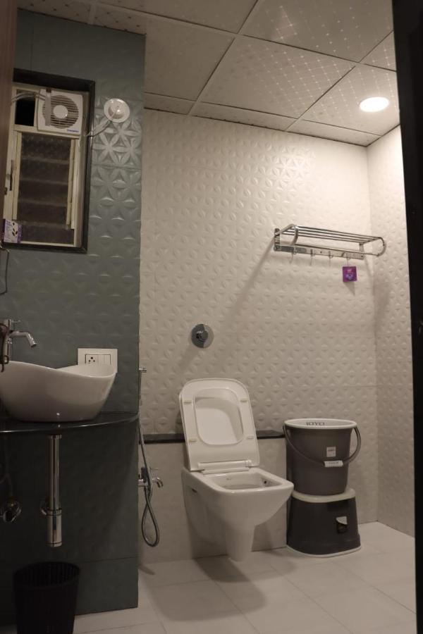 Pawan Executive Tuljapur ภายนอก รูปภาพ