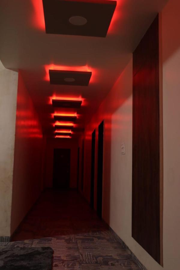 Pawan Executive Tuljapur ภายนอก รูปภาพ