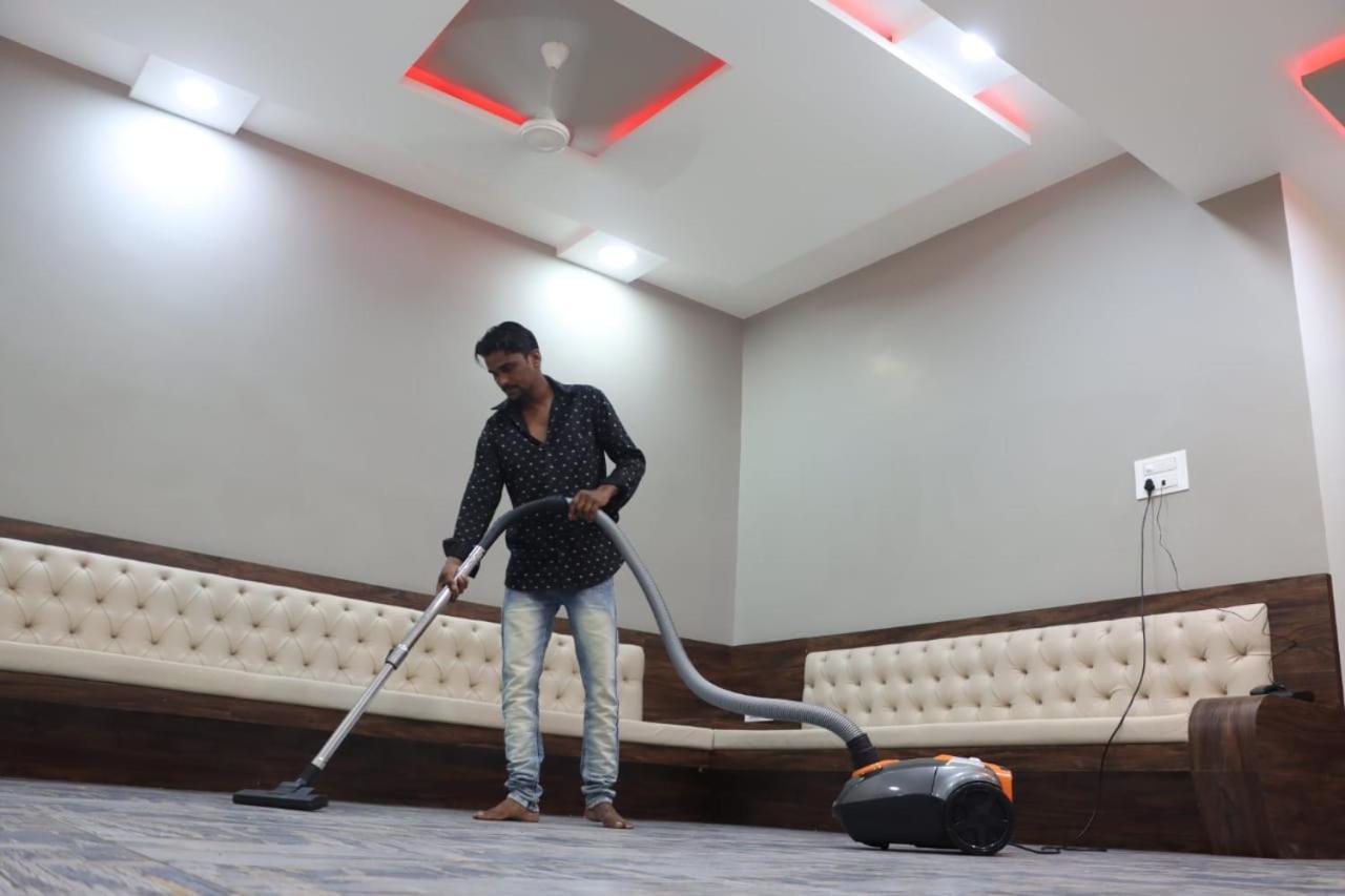 Pawan Executive Tuljapur ภายนอก รูปภาพ