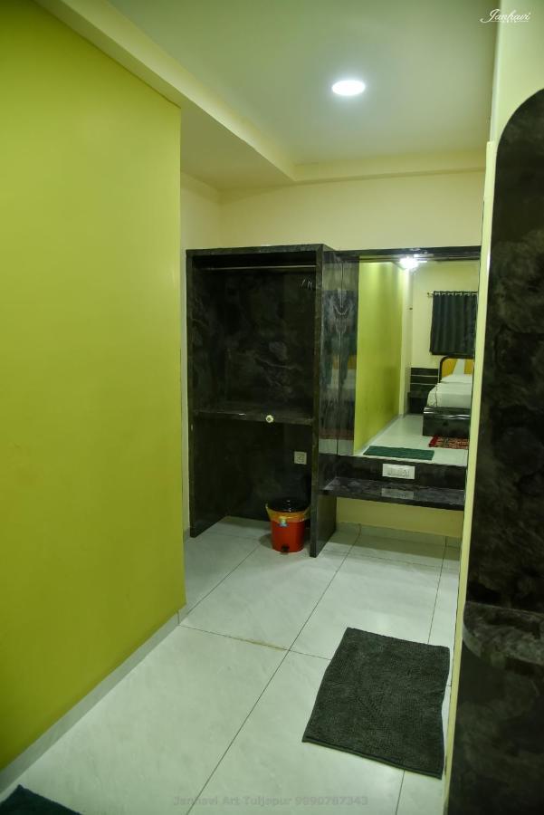 Pawan Executive Tuljapur ภายนอก รูปภาพ