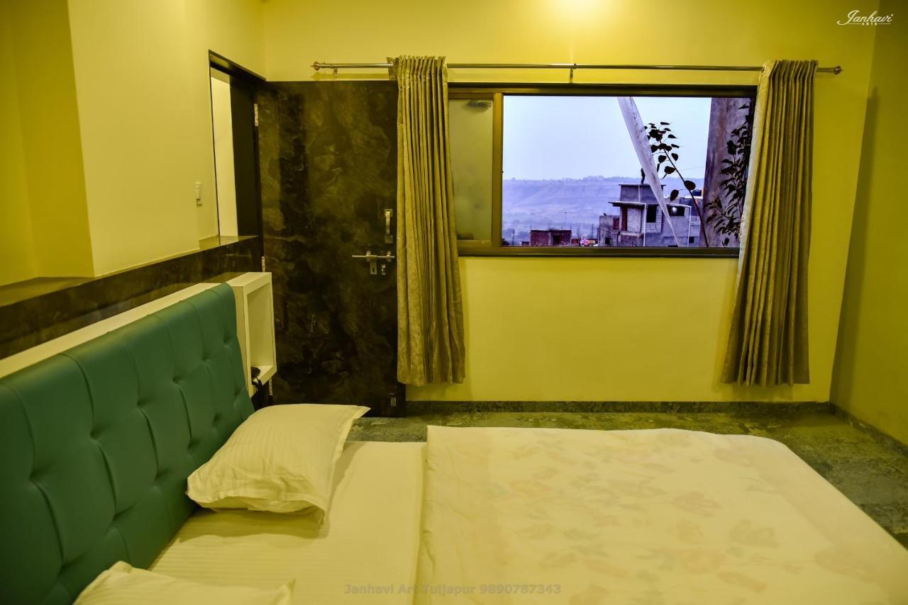 Pawan Executive Tuljapur ภายนอก รูปภาพ