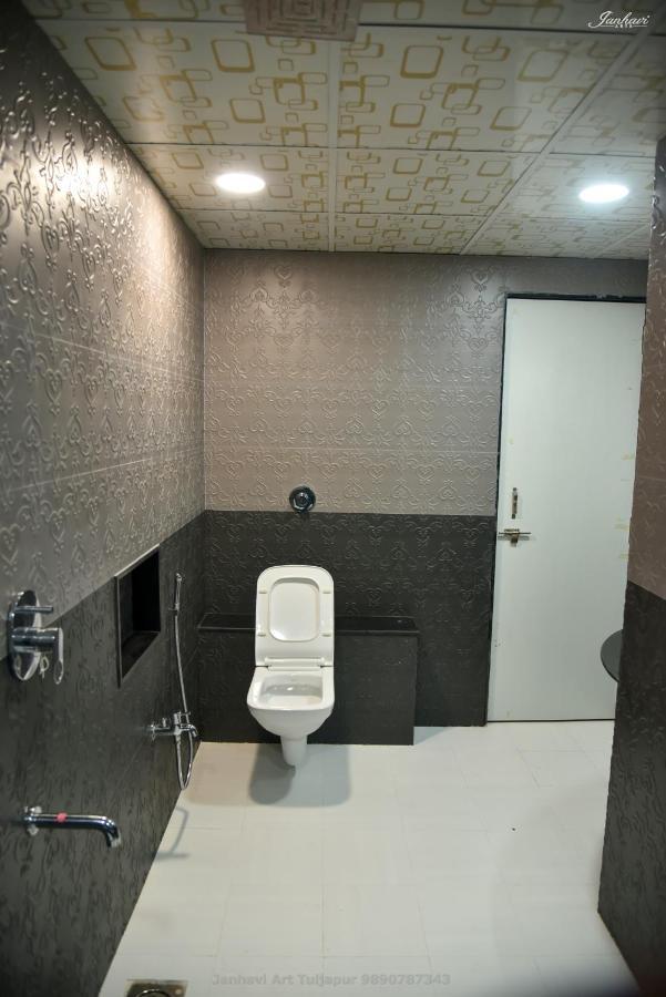 Pawan Executive Tuljapur ภายนอก รูปภาพ