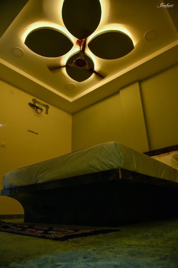 Pawan Executive Tuljapur ภายนอก รูปภาพ